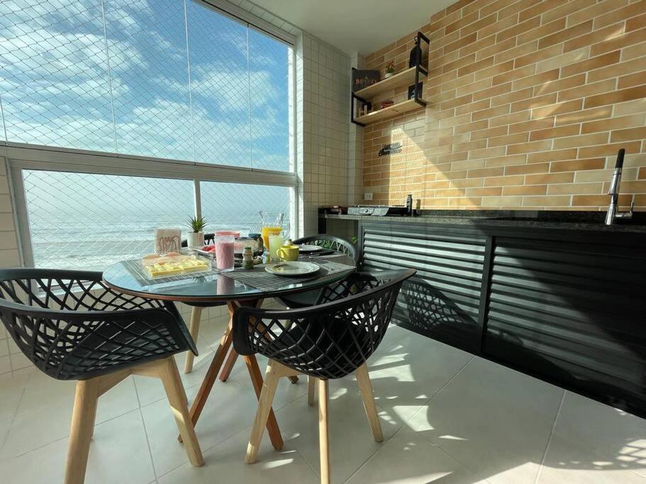Ap Frente Mar Com Ar-Condicionado E Varanda Gourmet Mongaguá Zewnętrze zdjęcie